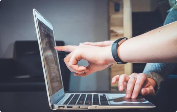Pointing to a computer screen